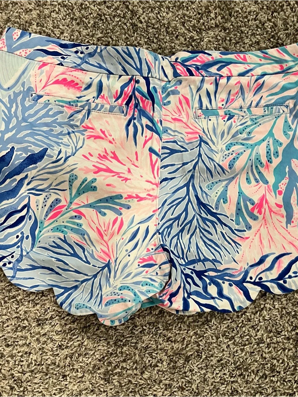 Lilly Pulitzer Buttercup Scallop Kaleidoscope Coral shorts